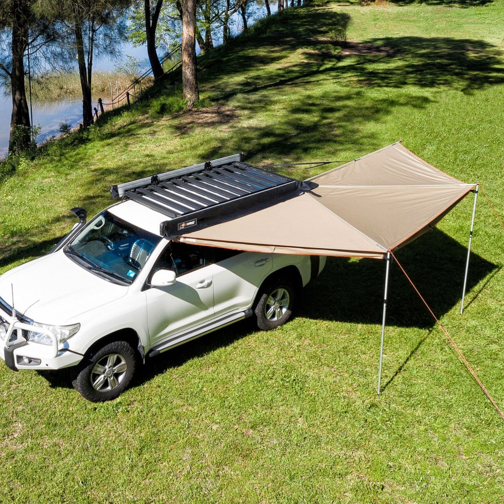 hino Rack Batwing Awning installed on 4WD touring vehicle