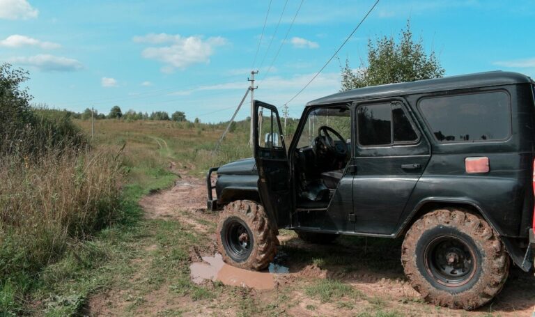 Common-Mistakes-First-Time-4WD-Owners-Make-Before-a-Big-Trip