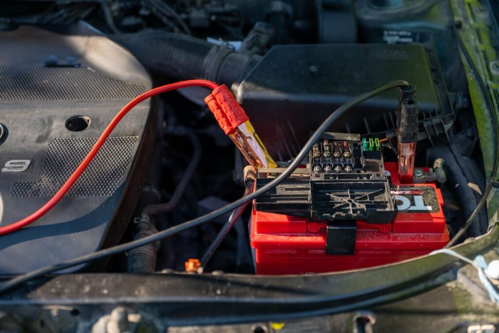 Signs-Your-4WD-Battery-Setup-Needs-an-Upgrade