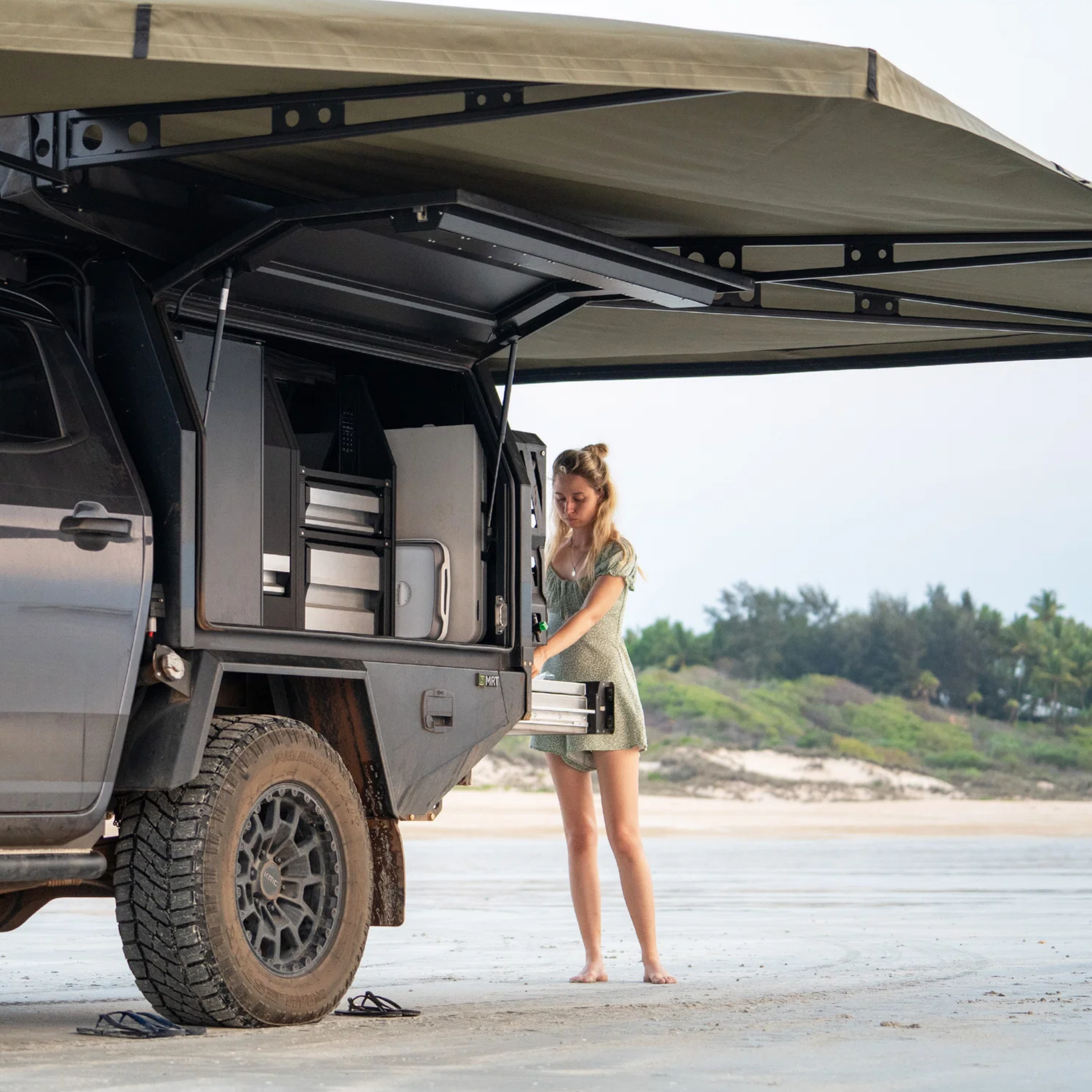 270 XT MAX Awning 12m2 freestanding 270 degree 4WD awning